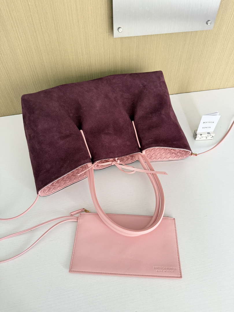 Bottega Veneta Pinacoteca Bag 817166 Pink calfskin