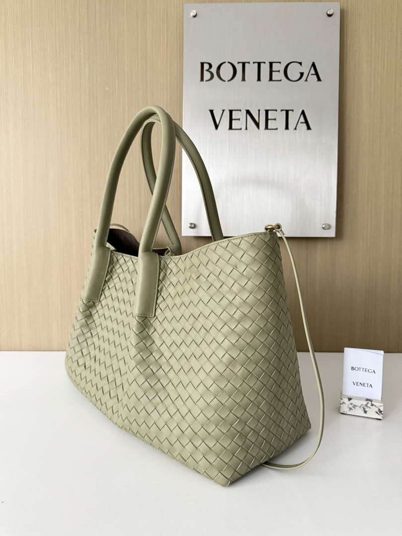 Bottega Veneta Pinacoteca Bag 817166 Green calfskin