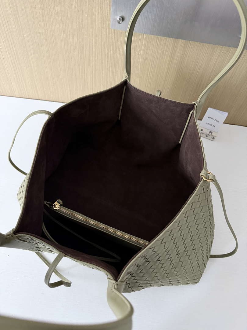 Bottega Veneta Pinacoteca Bag 817166 Green calfskin