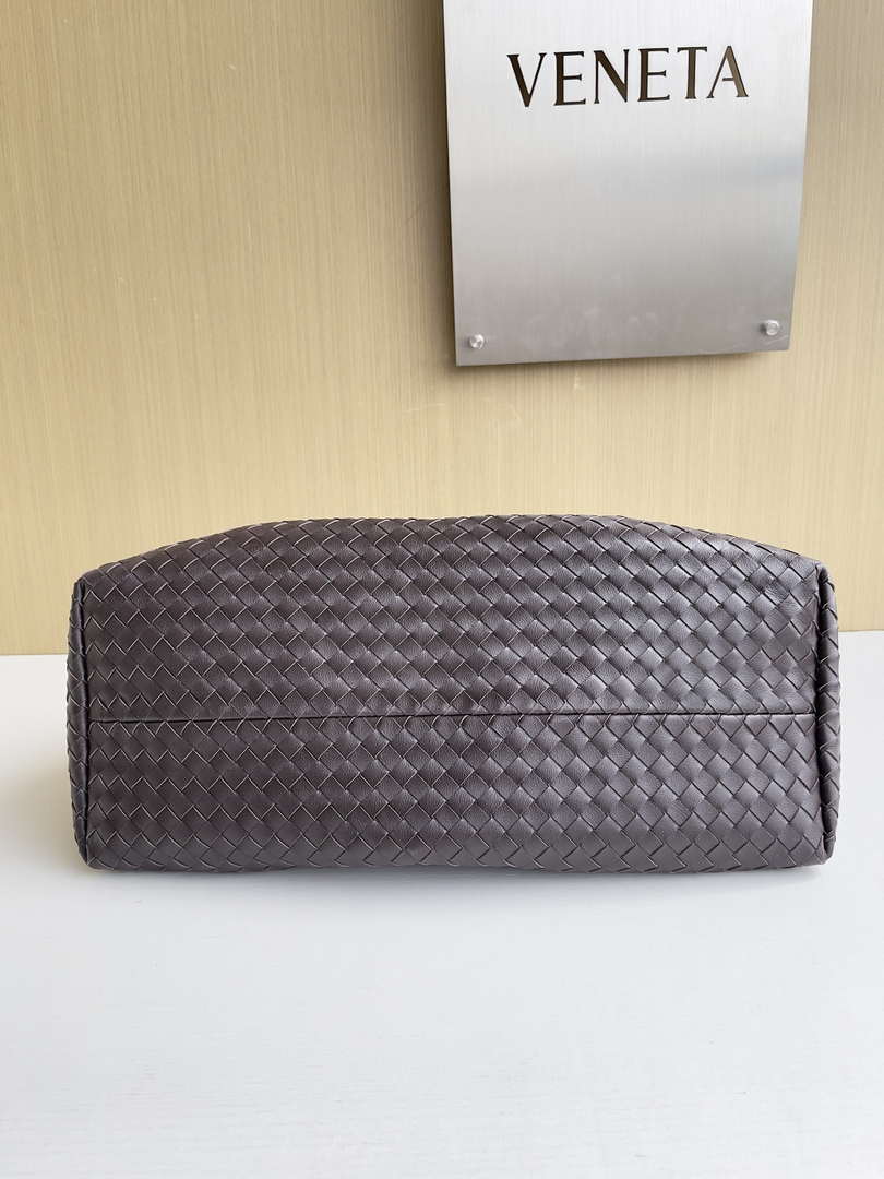 Bottega Veneta Pinacoteca Bag 817166 Coffee calfskin