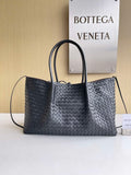 Bottega Veneta Pinacoteca Bag 817166 Black calfskin