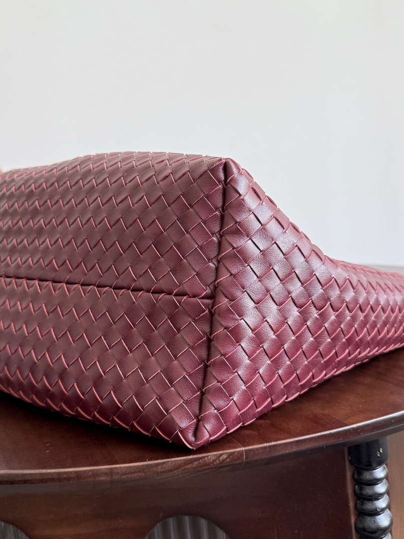 Bottega Veneta Pinacoteca Bag 817166 Wine Red Brown calfskin