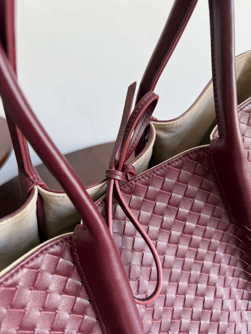 Bottega Veneta Pinacoteca Bag 817166 Wine Red Brown calfskin