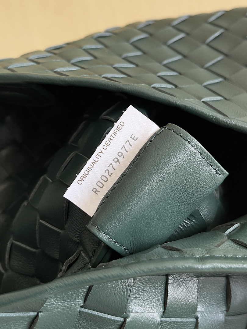 Bottega Veneta Sardine 716082 Lambskin Dark Green