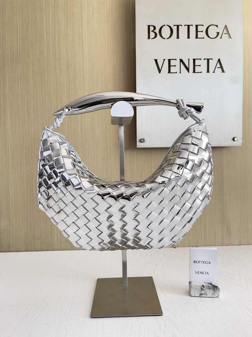 Bottega Veneta Sardine 716082 Lambskin Silver