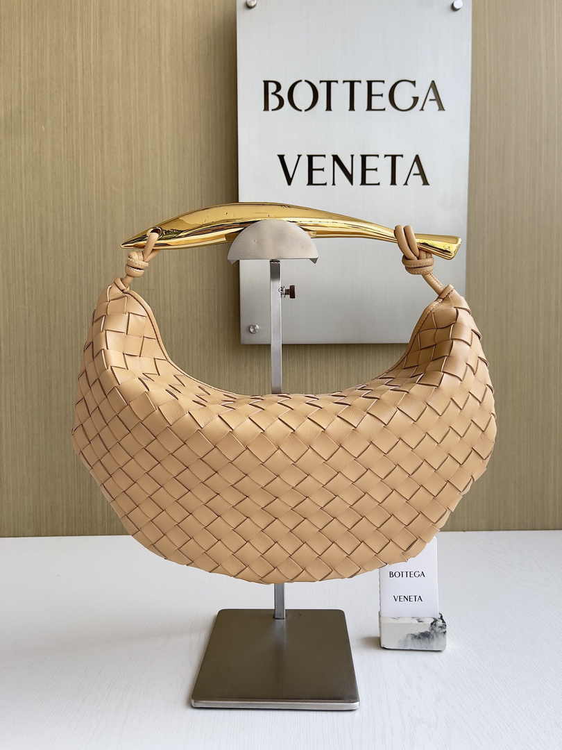 Bottega Veneta Sardine 716082 Lambskin Apricot