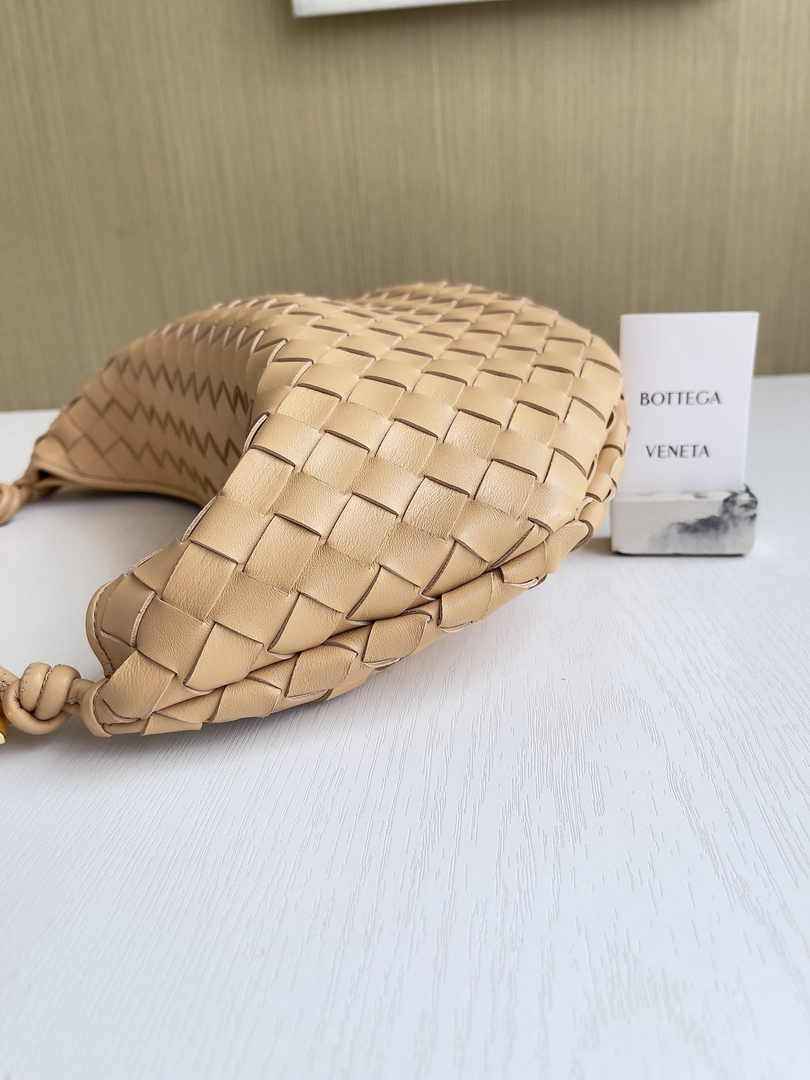 Bottega Veneta Sardine 716082 Lambskin Apricot