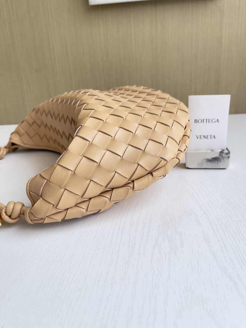 Bottega Veneta Sardine 716082 Lambskin Apricot