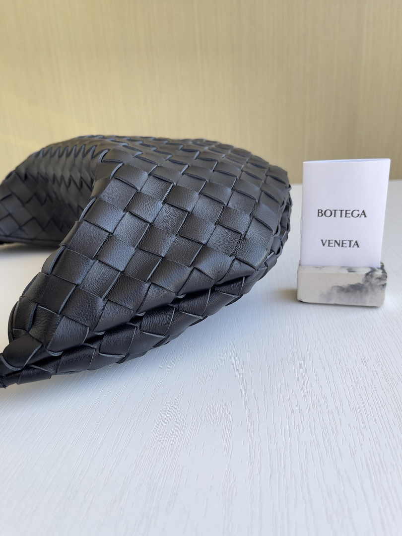 Bottega Veneta Sardine 716082 Lambskin Black