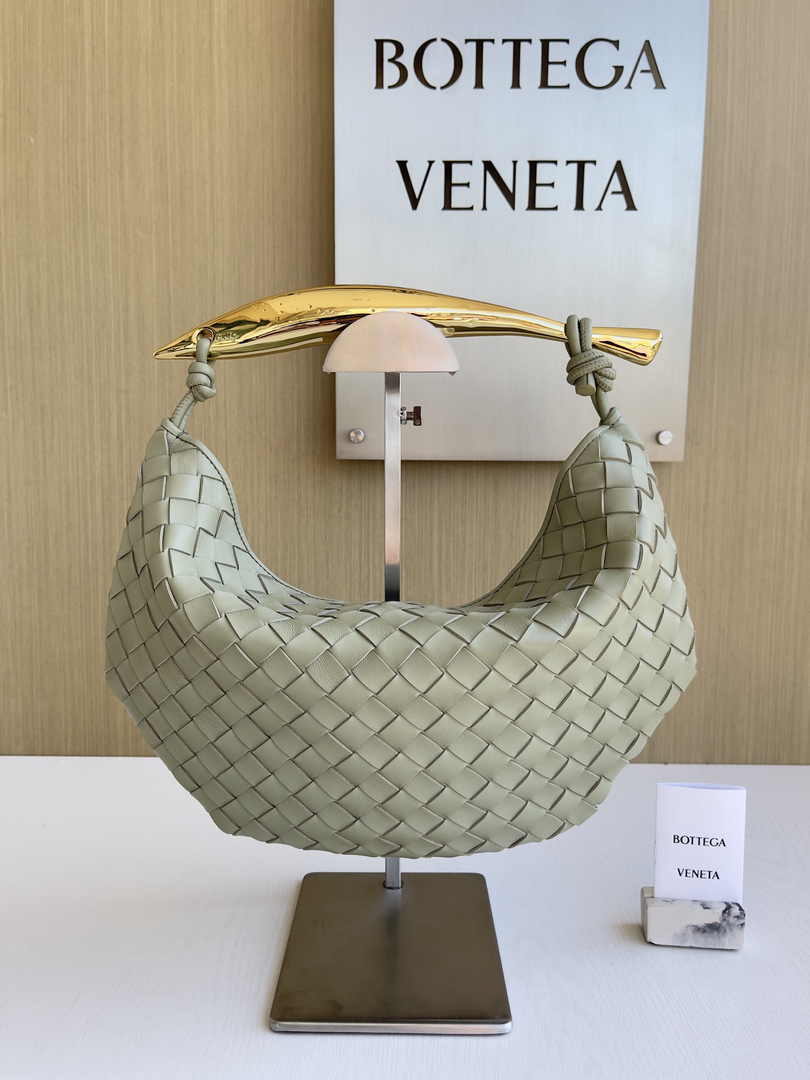 Bottega Veneta Sardine 716082 Lambskin Light Green