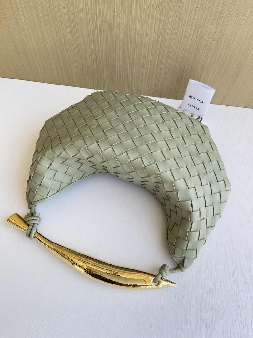 Bottega Veneta Sardine 716082 Lambskin Light Green