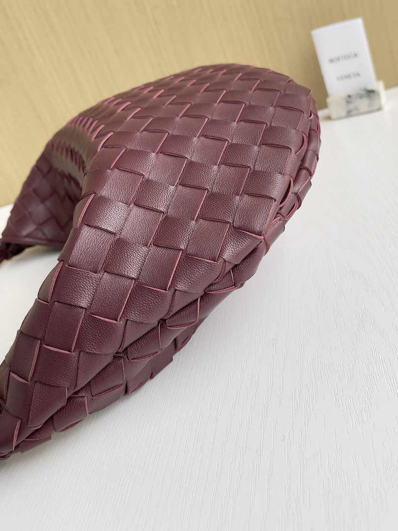 Bottega Veneta Sardine 716082 Lambskin Wine Red