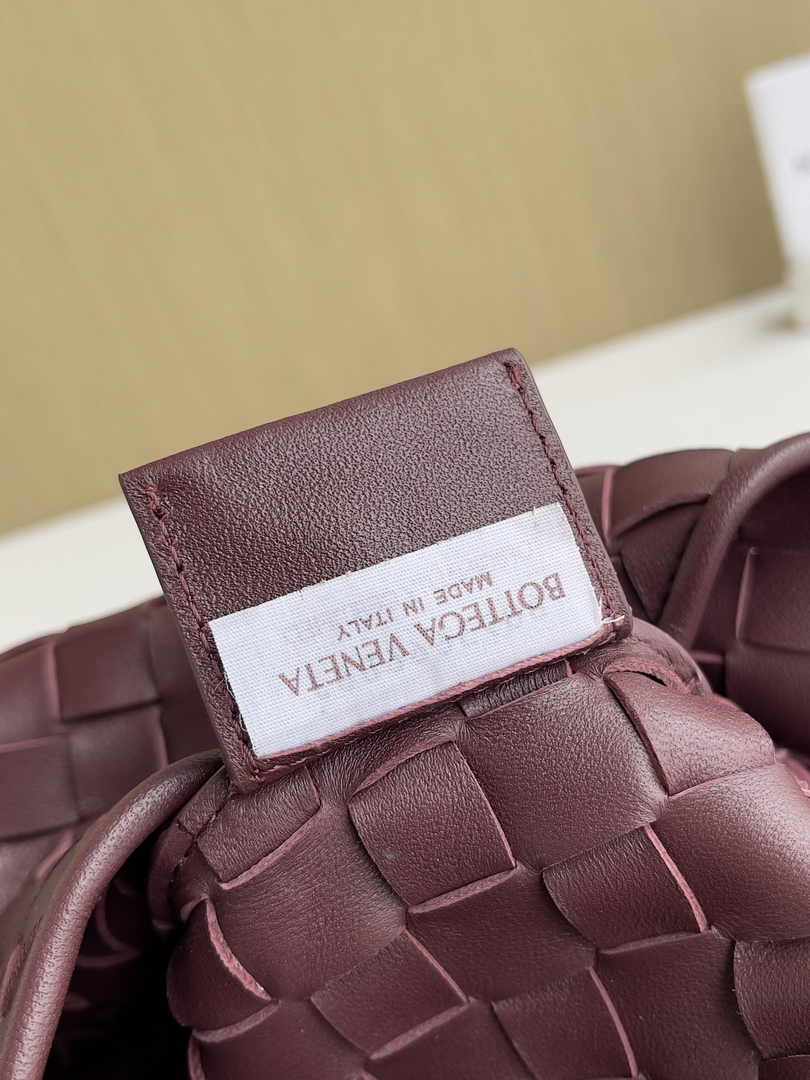 Bottega Veneta Sardine 716082 Lambskin Wine Red