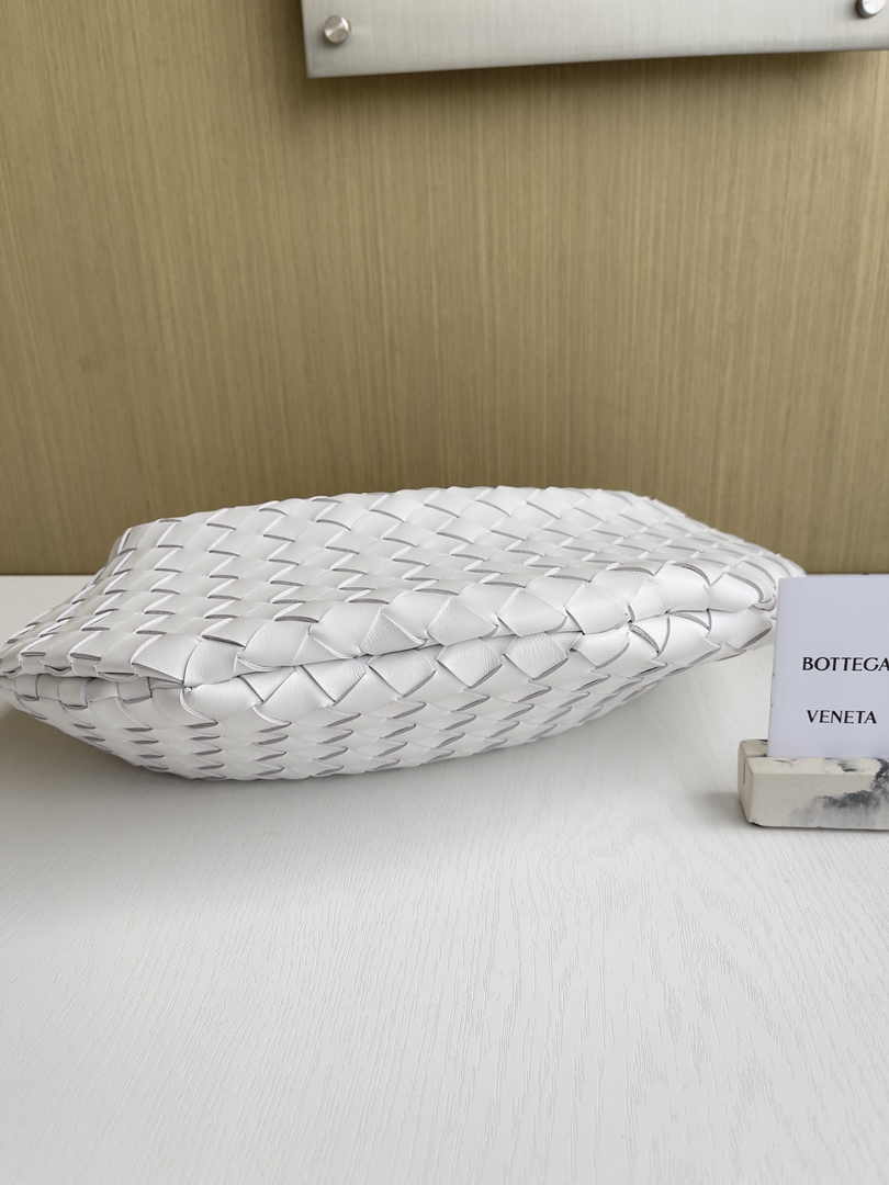 Bottega Veneta Sardine 716082 Lambskin White