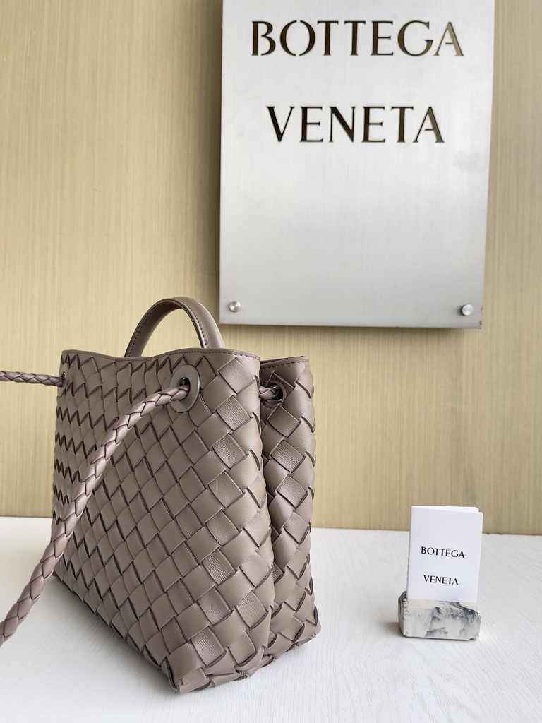 Bottega Veneta Small Andiamo Bag 743568 Lambskin Nude