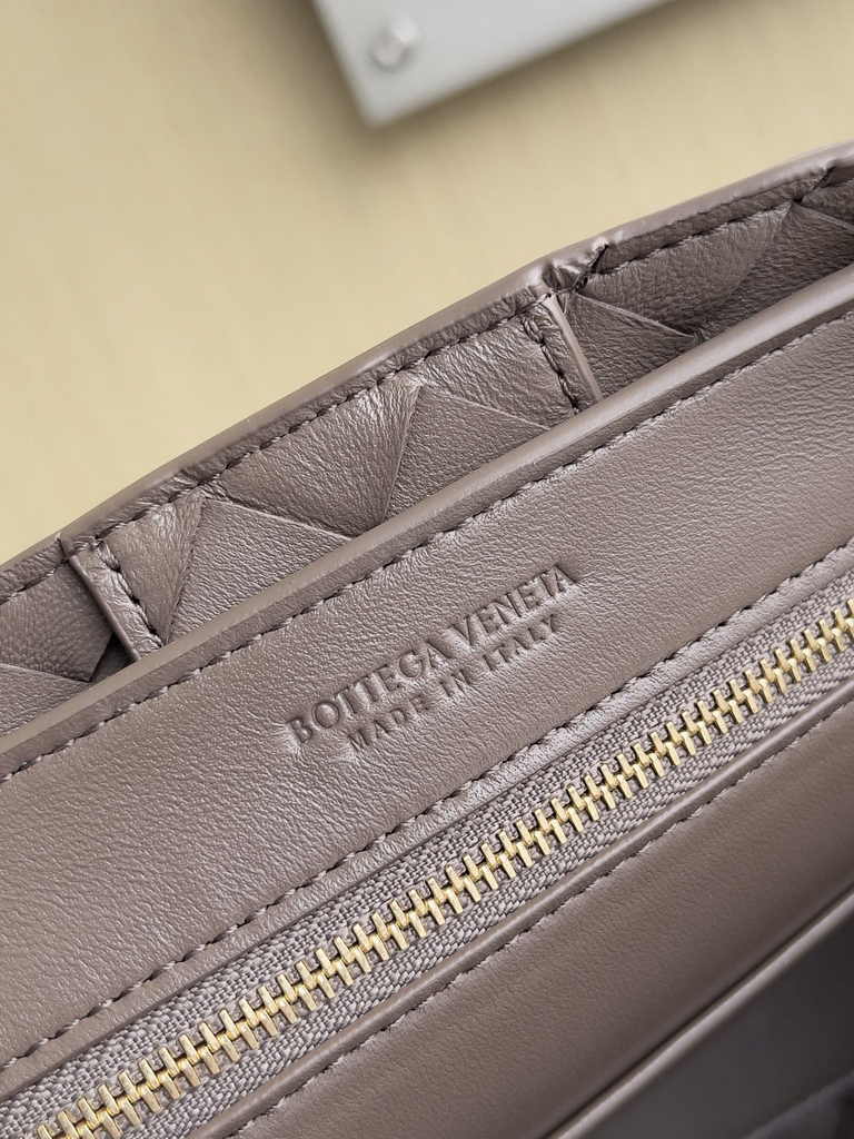 Bottega Veneta Small Andiamo Bag 743568 Lambskin Nude