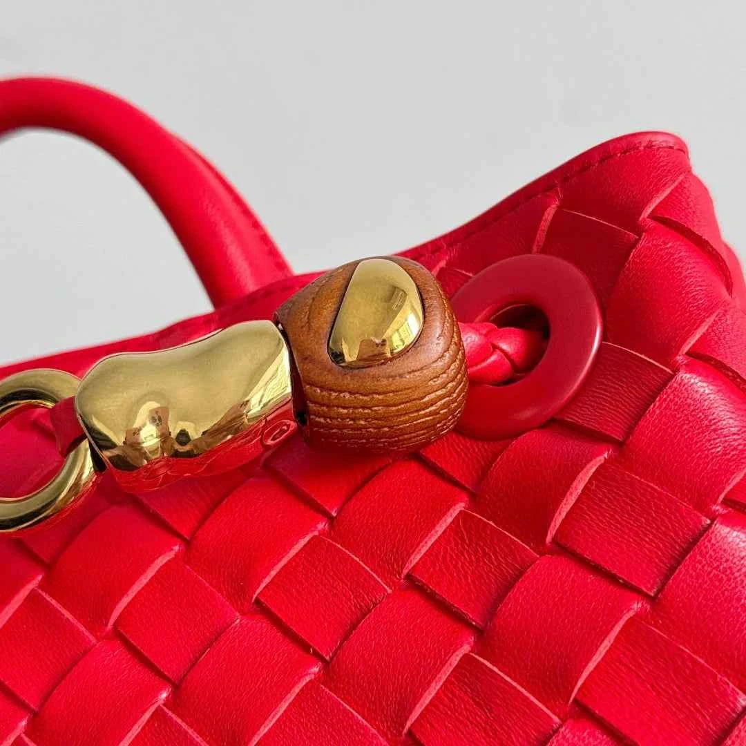 Bottega Veneta Small Andiamo Bag in 743568 Lambskin Red