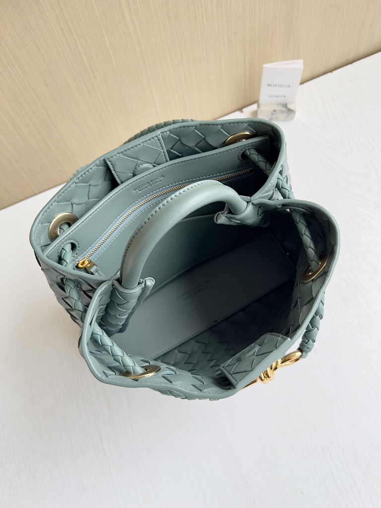 Bottega Veneta Small Andiamo Bag 743568 Lambskin Light Green