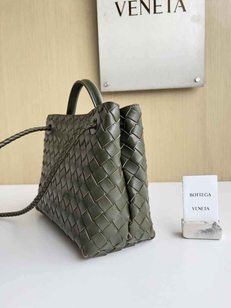 Bottega Veneta Small Andiamo Bag 743568 Lambskin Dark Green