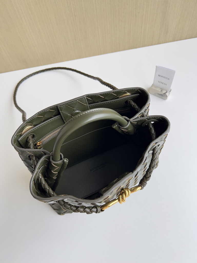 Bottega Veneta Small Andiamo Bag 743568 Lambskin Dark Green