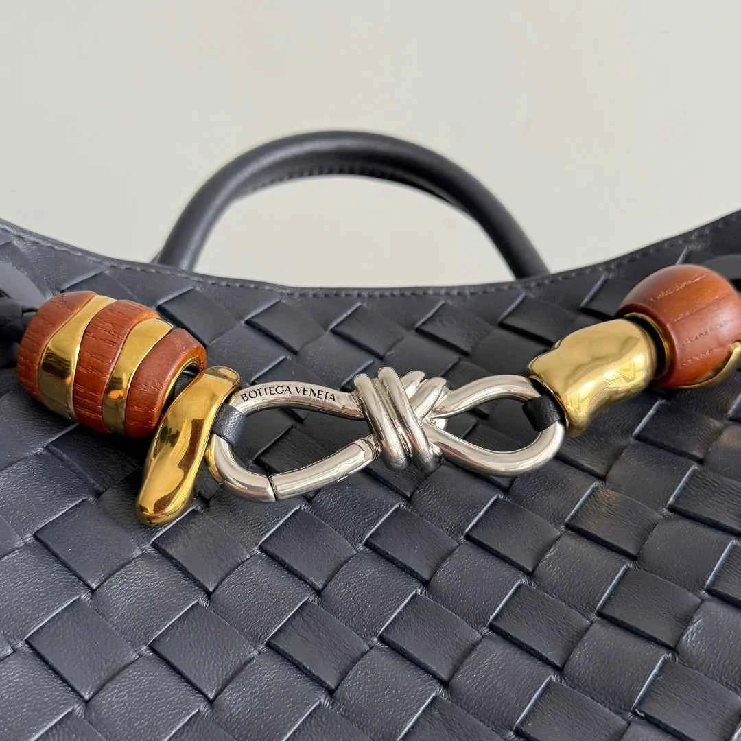 Bottega Veneta Small Andiamo Bag in 743568 Lambskin Navy silver