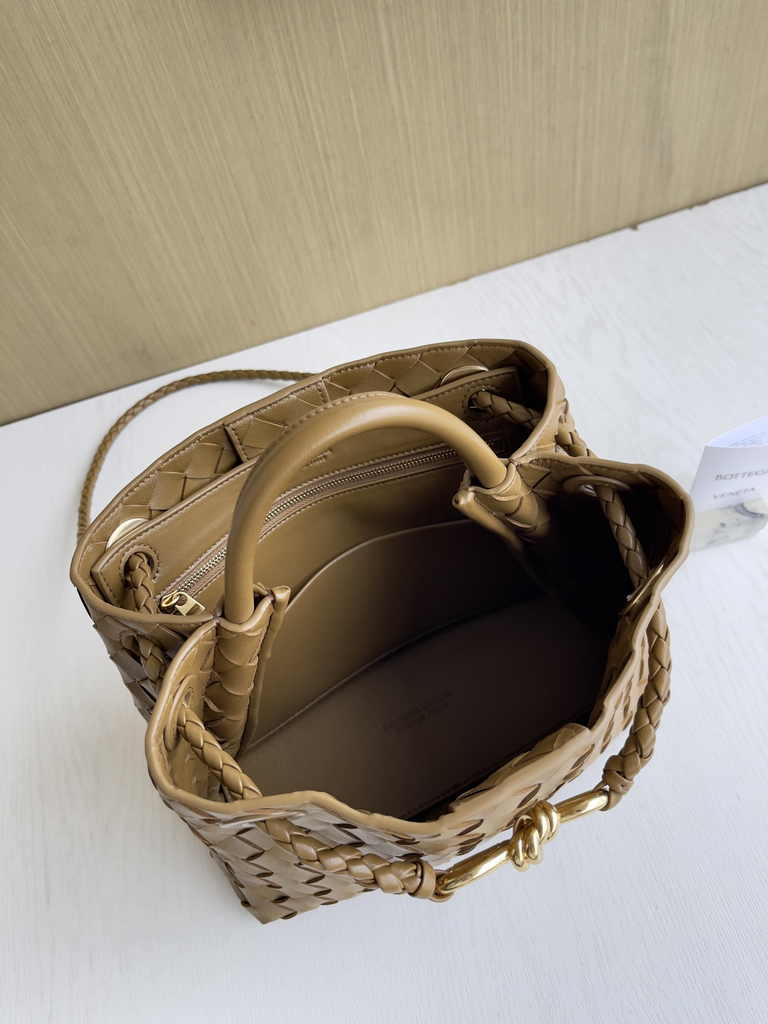 Bottega Veneta Small Andiamo Bag 743568 Lambskin Tan