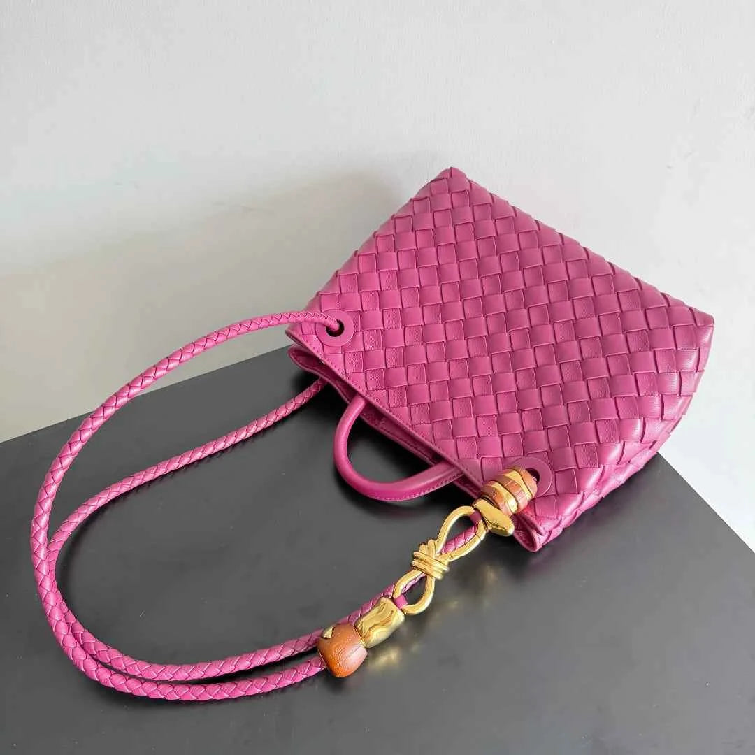 Bottega Veneta Small Andiamo Bag in 743568 Lambskin Purple
