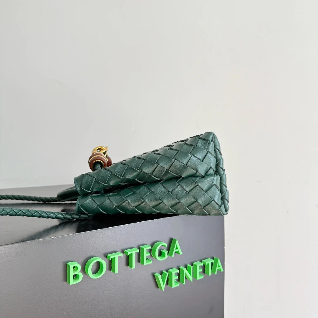 Bottega Veneta Small Andiamo Bag in 743568 Lambskin dark green
