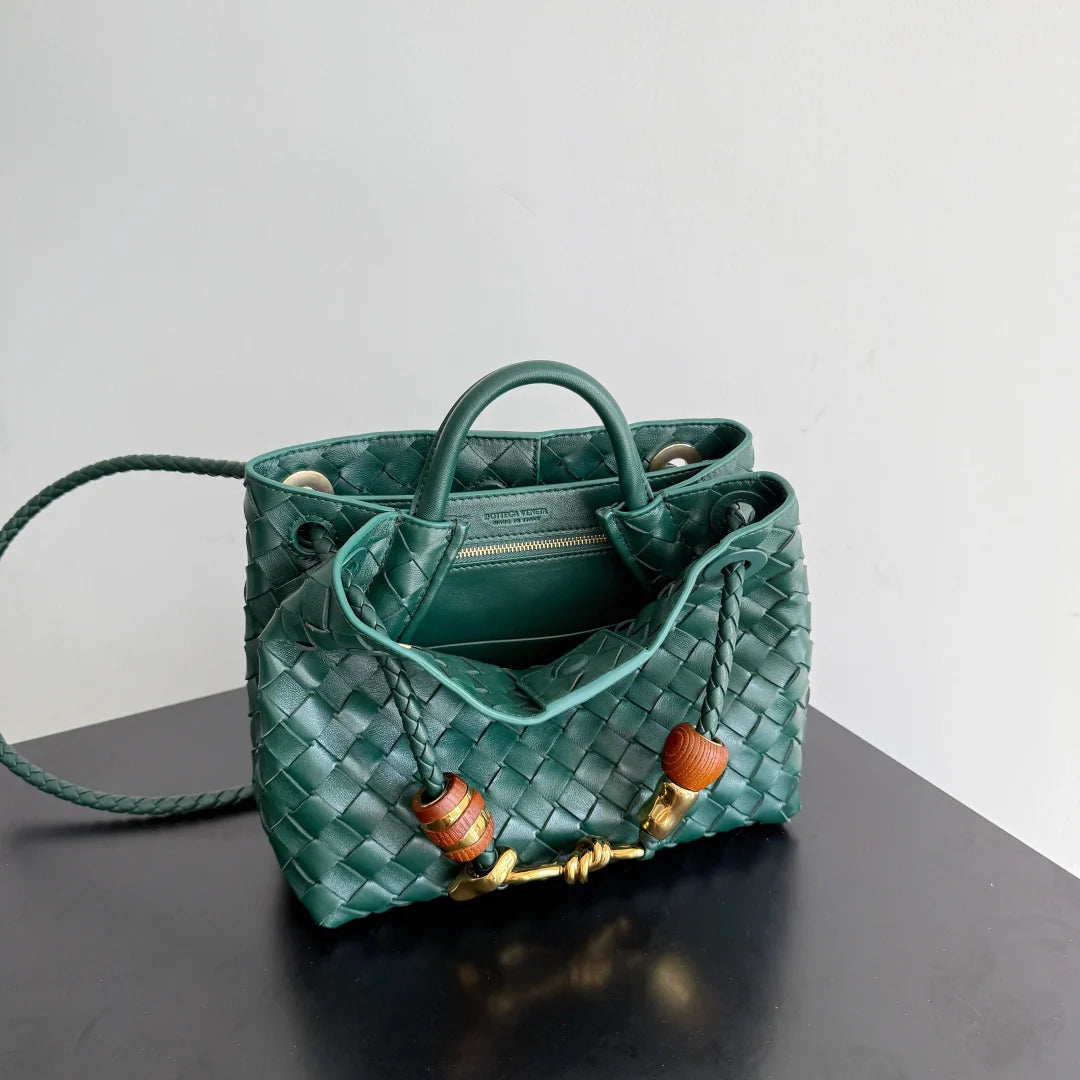 Bottega Veneta Small Andiamo Bag in 743568 Lambskin dark green
