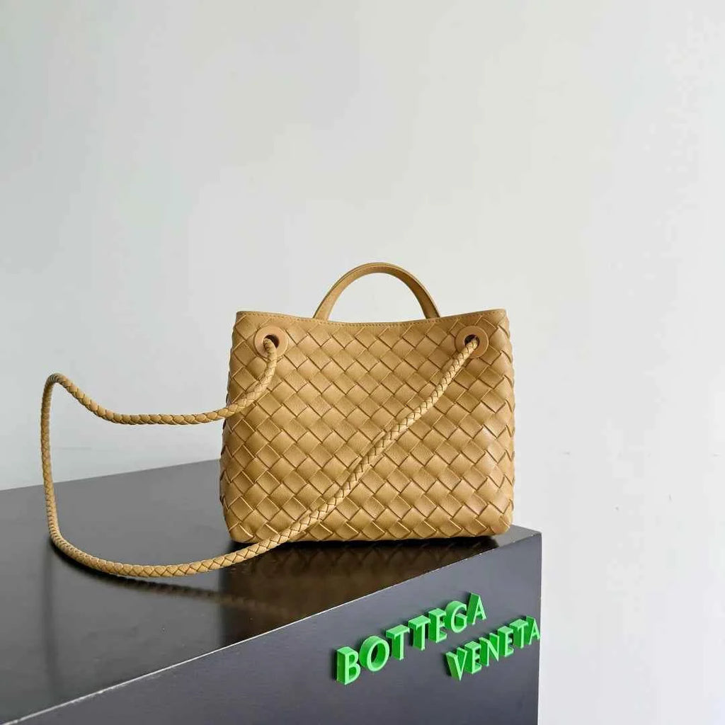 Bottega Veneta Small Andiamo Bag in 743568 tan Lambskin
