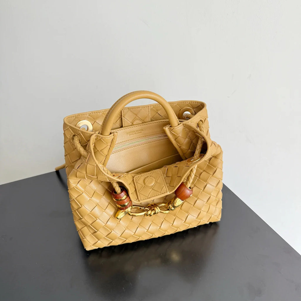 Bottega Veneta Small Andiamo Bag in 743568 tan Lambskin