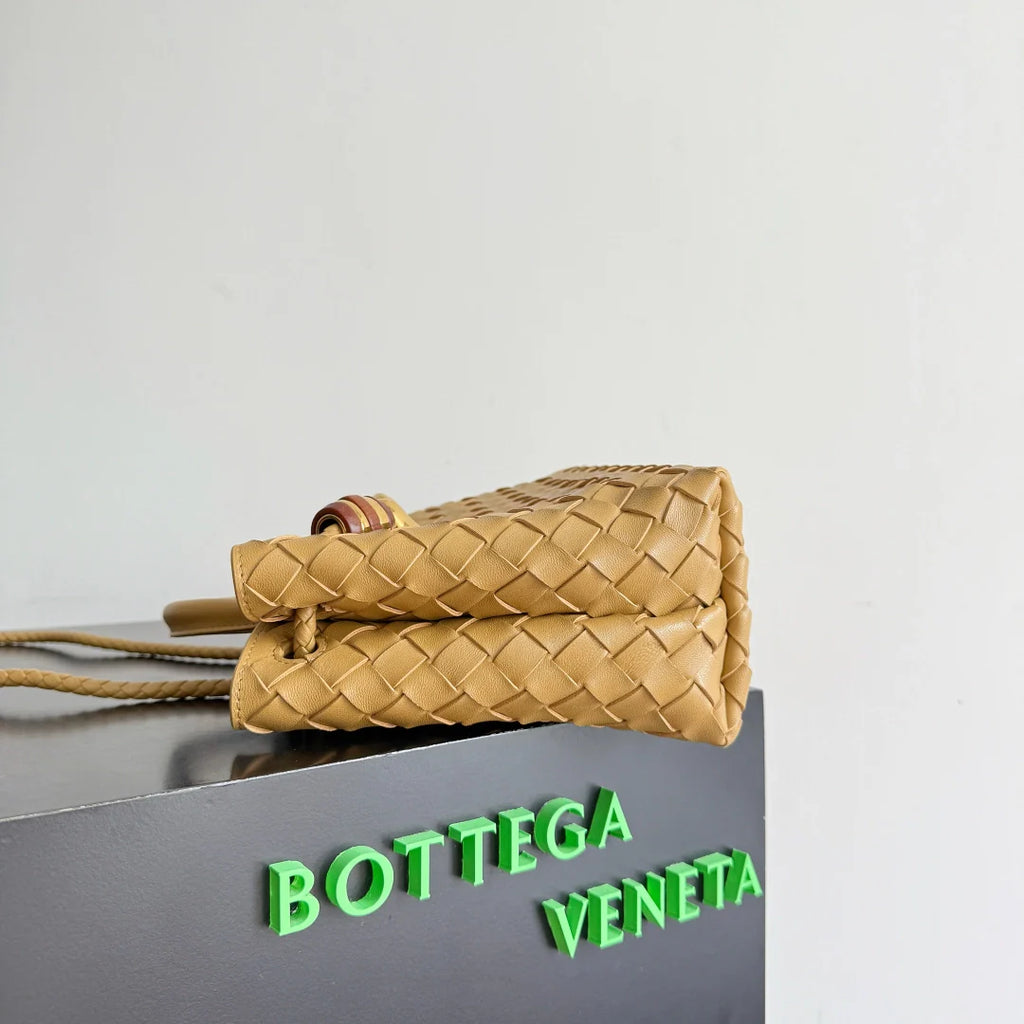 Bottega Veneta Small Andiamo Bag in 743568 tan Lambskin