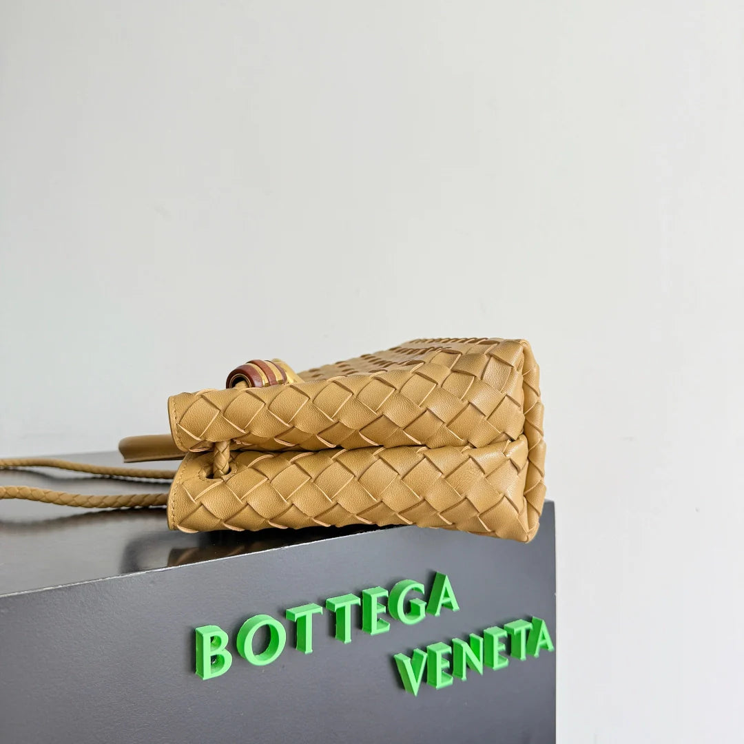 Bottega Veneta Small Andiamo Bag in 743568 tan Lambskin