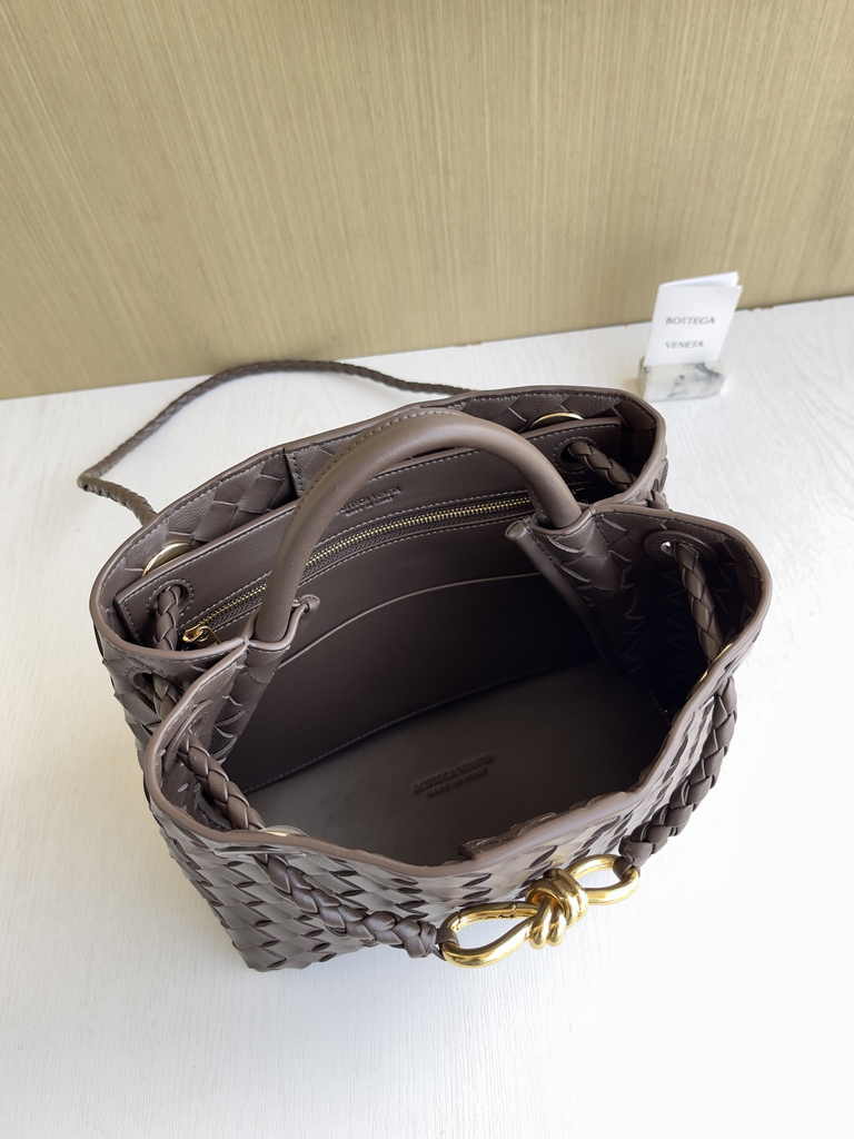 Bottega Veneta Small Andiamo Bag 743568 Lambskin Dark Nude