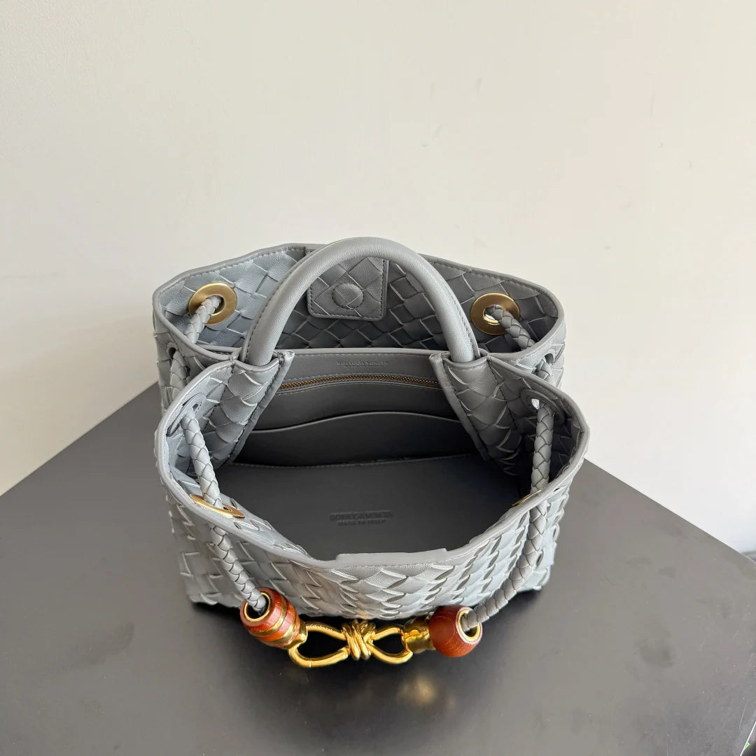 Bottega Veneta Small Andiamo Bag in 743568 gray Lambskin