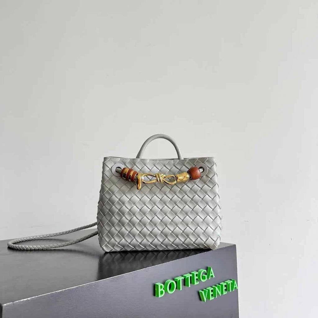 Bottega Veneta Small Andiamo Bag in 743568 light gray Lambskin