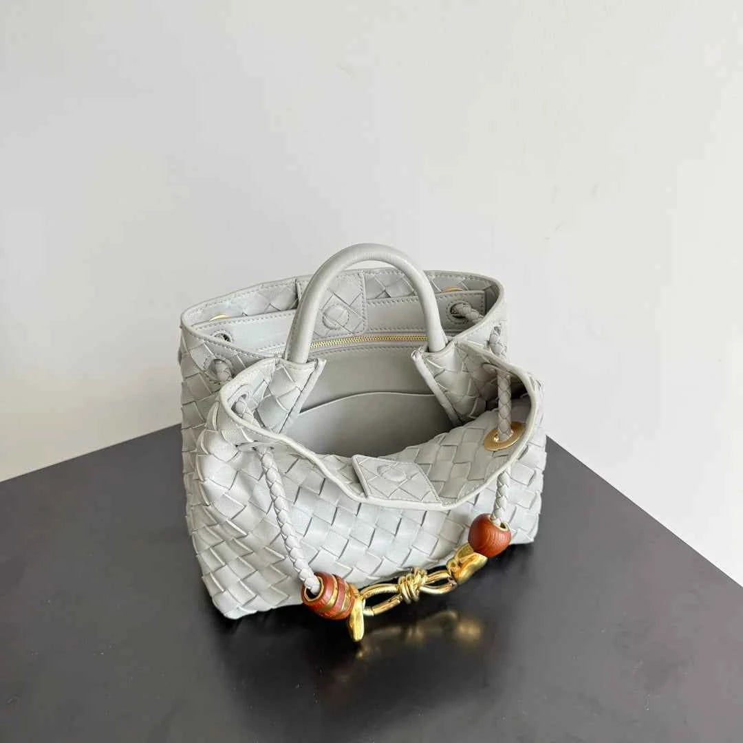 Bottega Veneta Small Andiamo Bag in 743568 light gray Lambskin