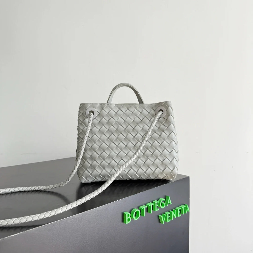 Bottega Veneta Small Andiamo Bag in 743568 light gray Lambskin
