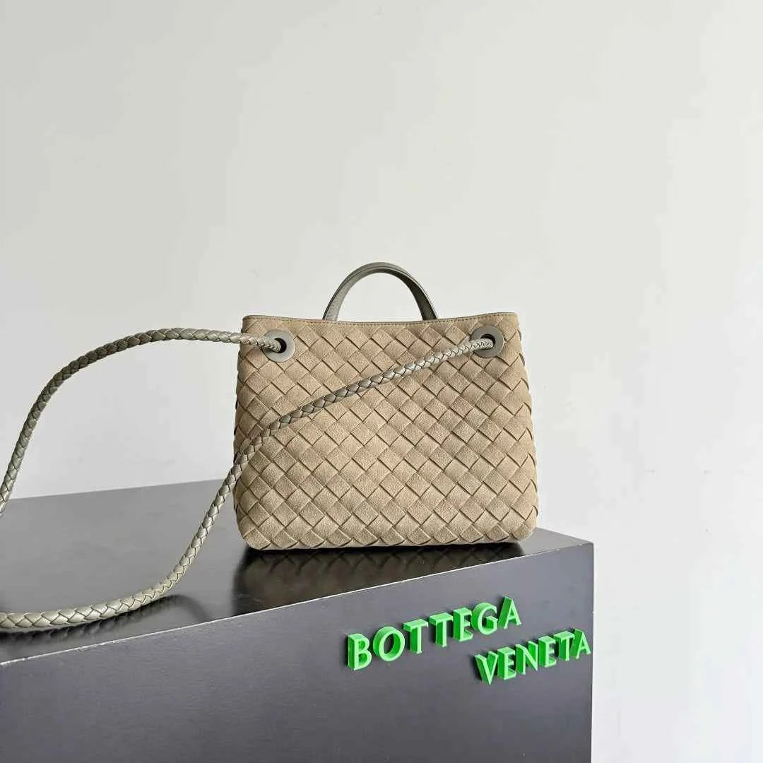 Bottega Veneta Small Andiamo Bag in 743568 Suede gray