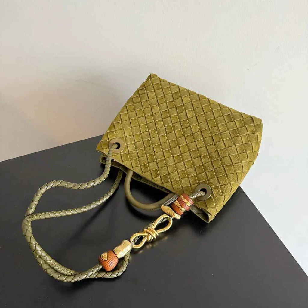 Bottega Veneta Small Andiamo Bag in 743568 Suede green