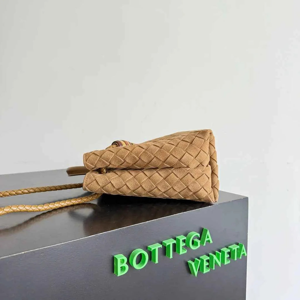 Bottega Veneta Small Andiamo Bag in 743568 Suede apricot