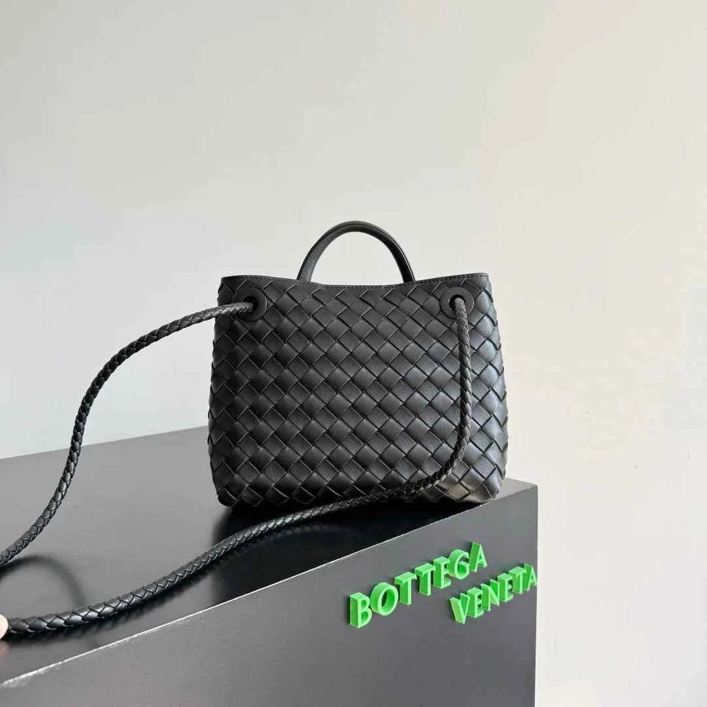 Bottega Veneta Small Andiamo Bag in 743568 Lambskin Black Silver