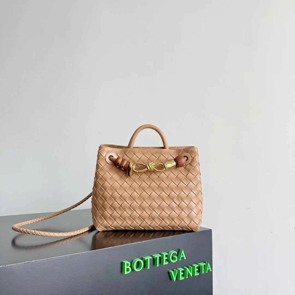 Bottega Veneta Small Andiamo Bag in 743568 Lambskin Power Pink
