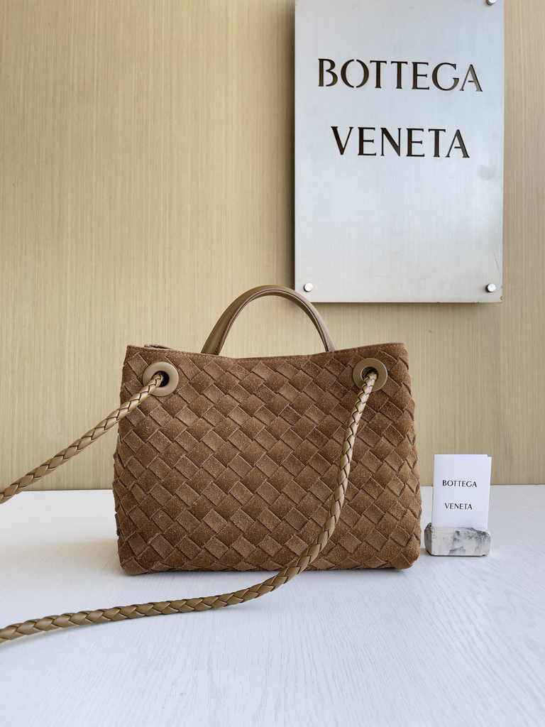 Bottega Veneta Small Andiamo Bag 743568 Brown