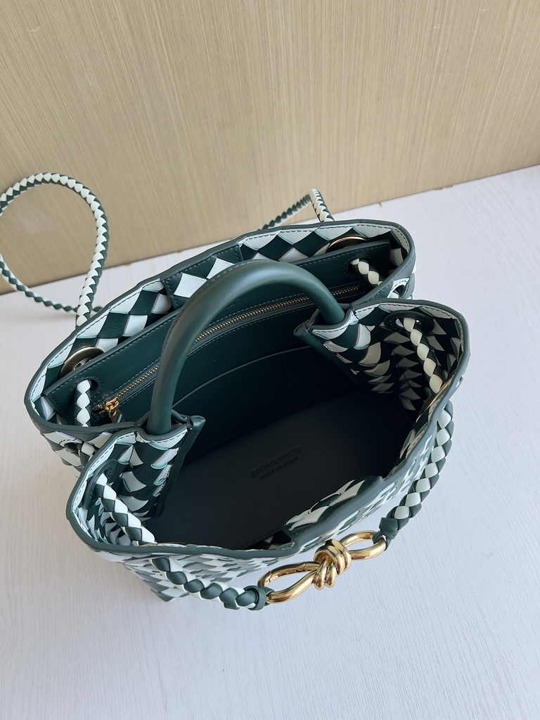 Bottega Veneta Small Andiamo Bag 743568 Lambskin White Green