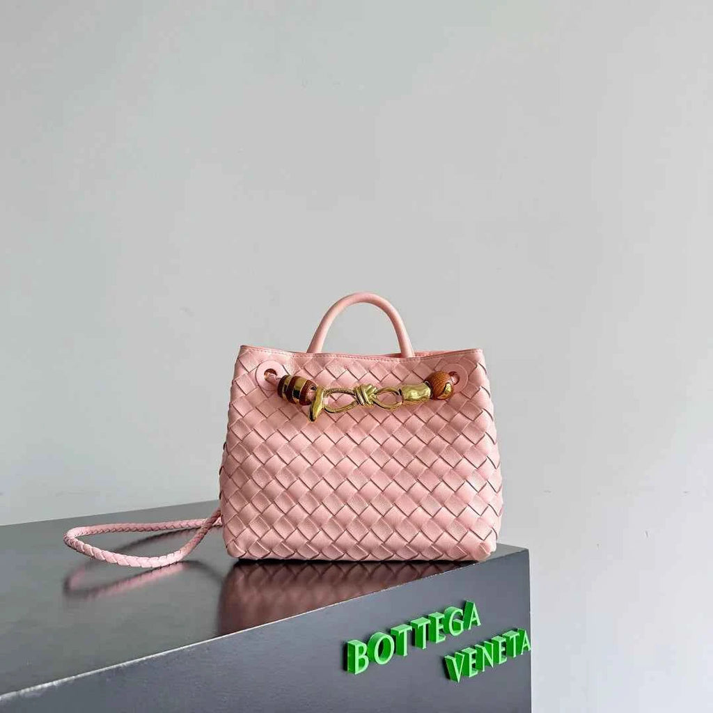 Bottega Veneta Small Andiamo Bag in 743568 Lambskin light pink