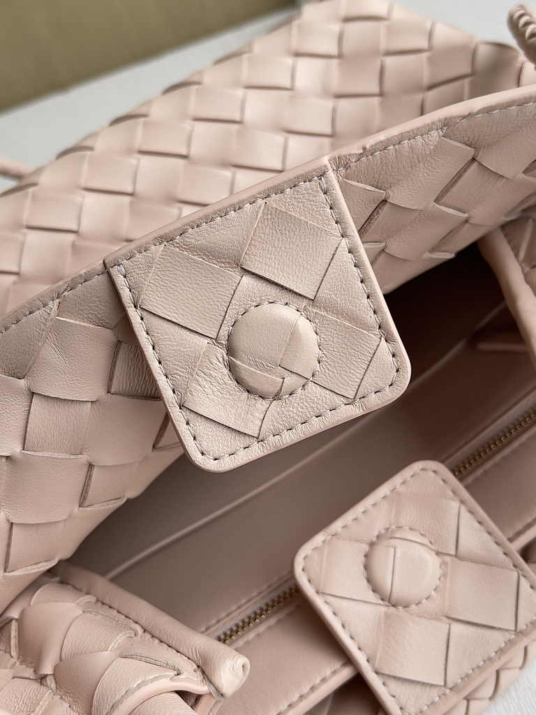 Bottega Veneta Small Andiamo Bag 743568 Lambskin Light Pink