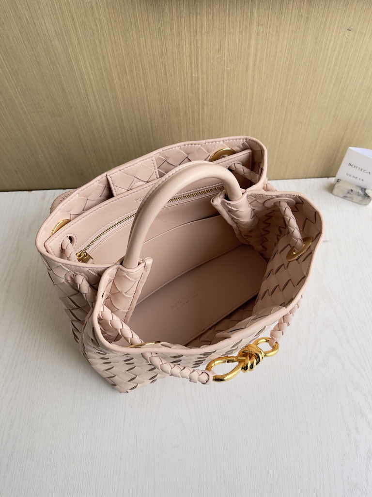 Bottega Veneta Small Andiamo Bag 743568 Lambskin Light Pink