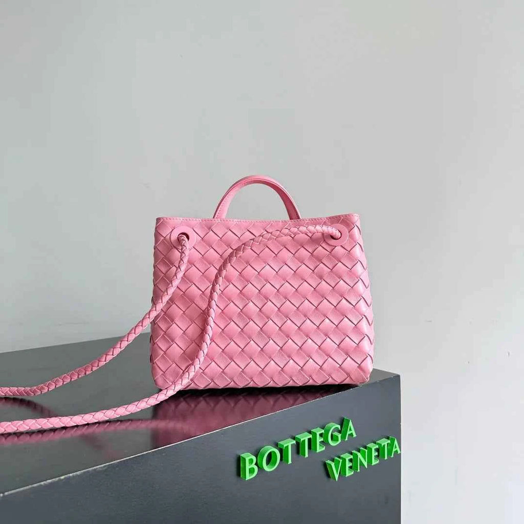 Bottega Veneta Small Andiamo Bag in 743568 Lambskin Pink