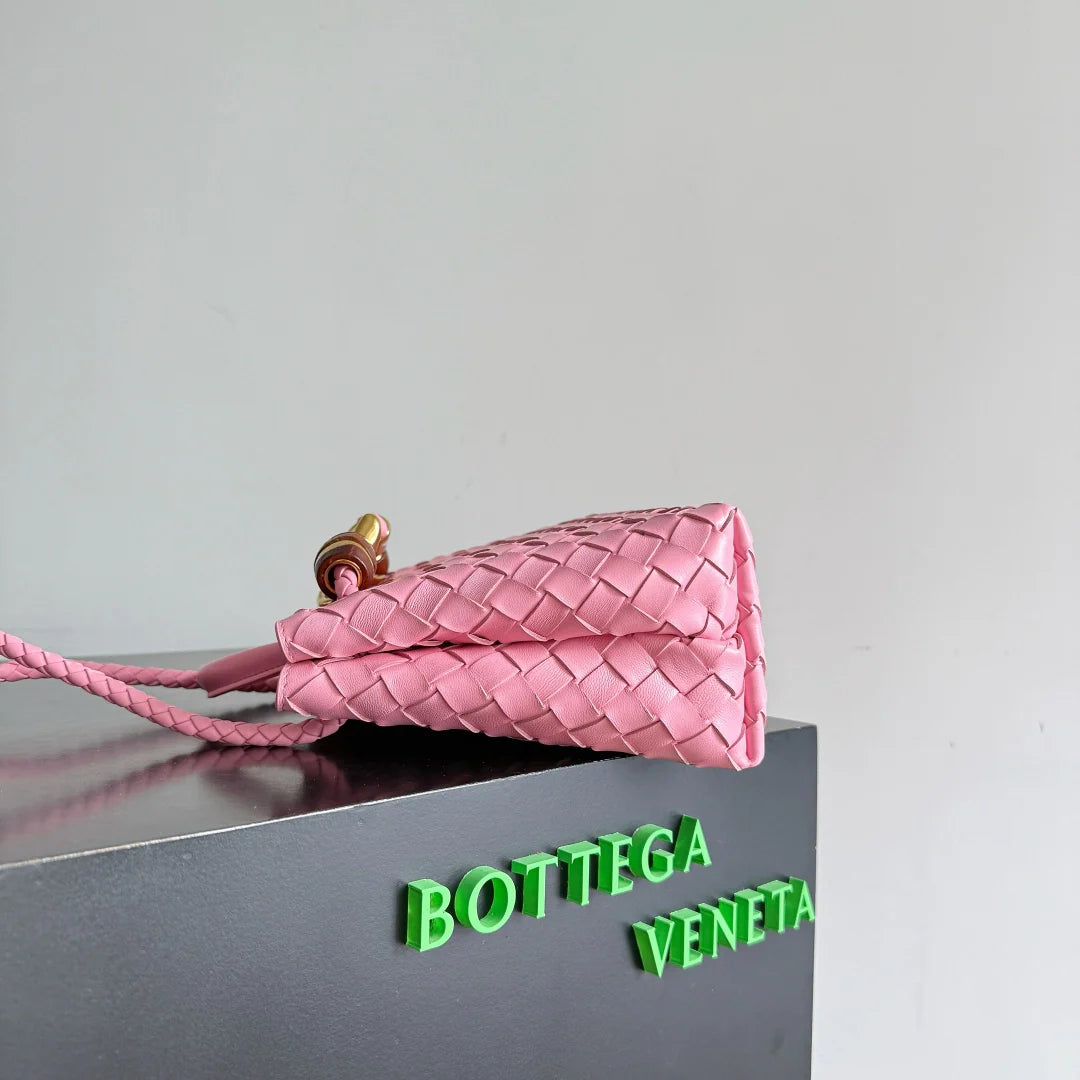 Bottega Veneta Small Andiamo Bag in 743568 Lambskin Pink